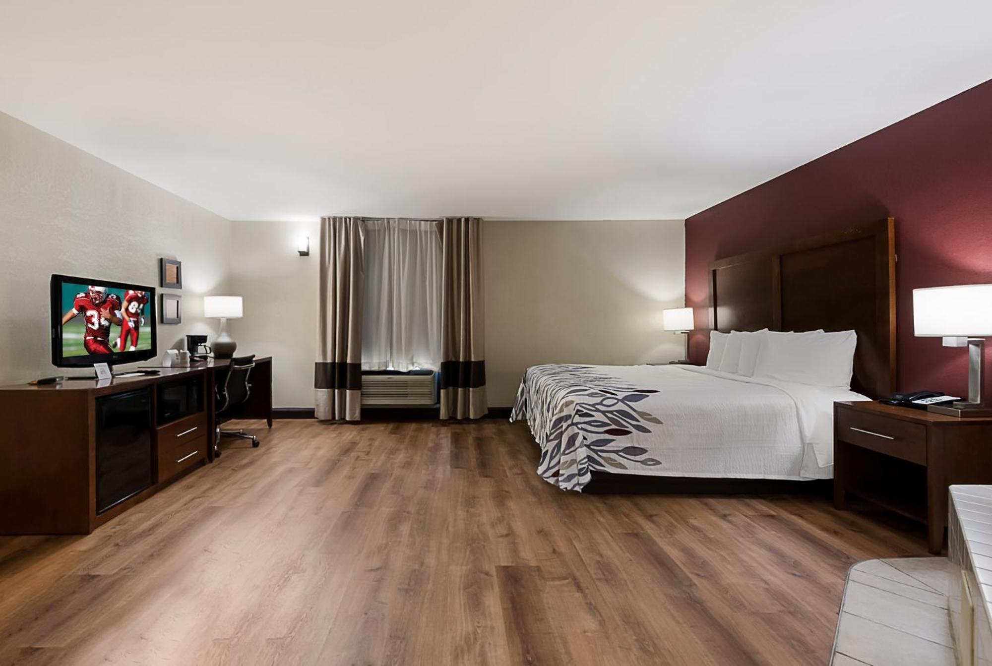 Red Roof Inn Newport News - Йорктаун Экстерьер фото