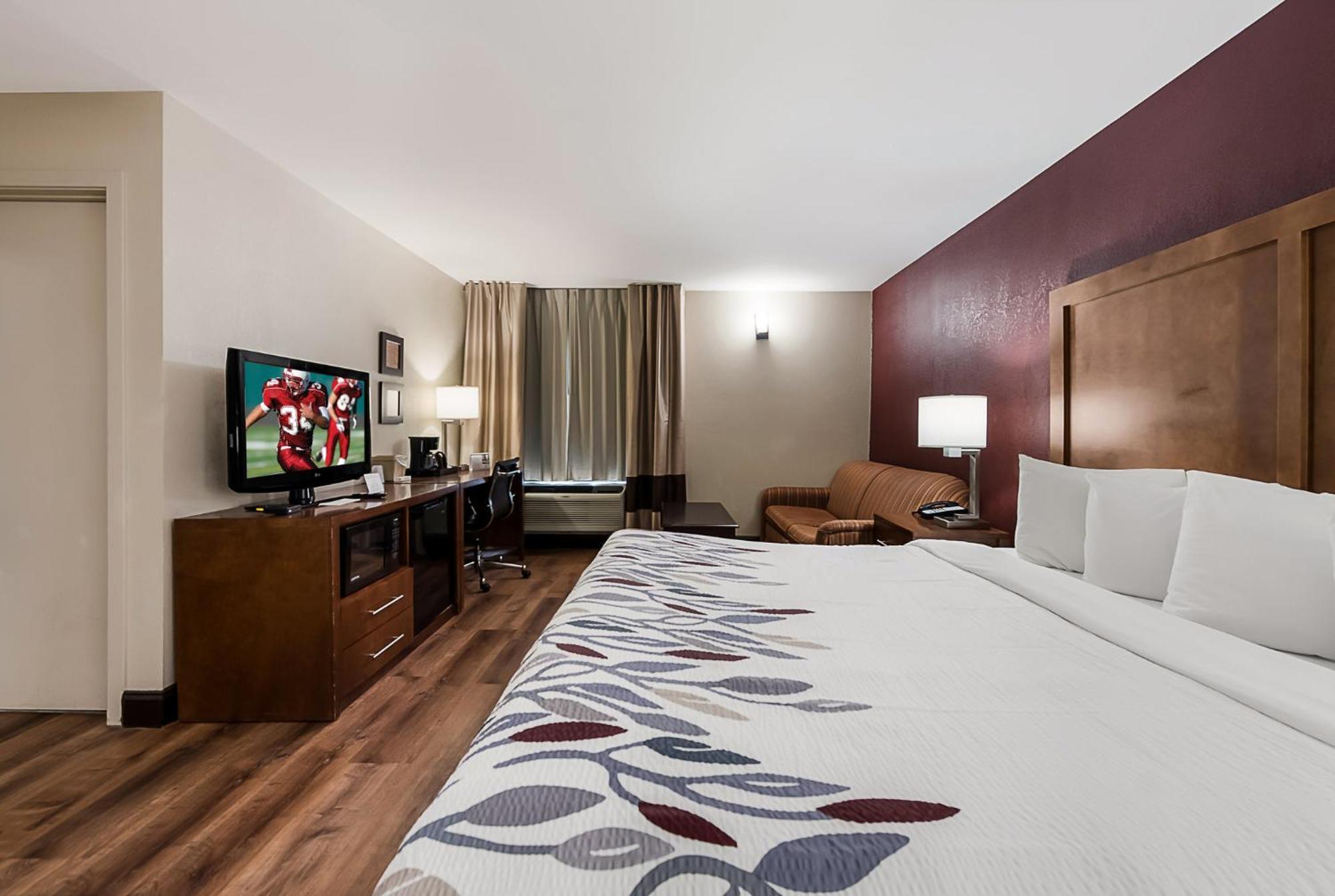 Red Roof Inn Newport News - Йорктаун Экстерьер фото