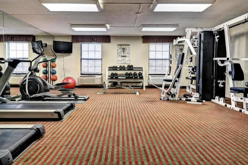 Red Roof Inn Newport News - Йорктаун Экстерьер фото